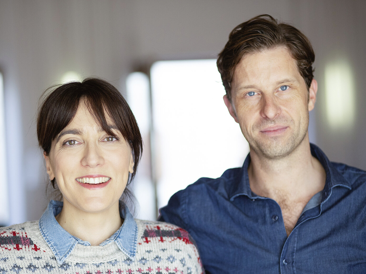 – Die Correctiv-Chefredaktion (Olaya Argüeso und Justus von Daniels): Jornalist*innen müssen kollaborativ arbeiten. (Foto: Ivo Mayr)