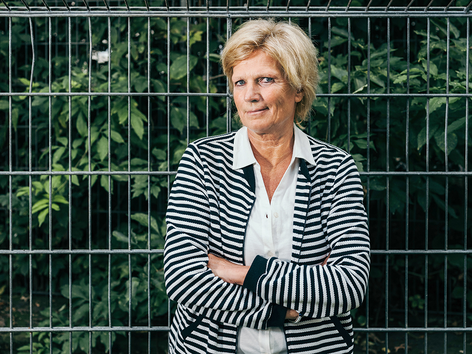  – Claudia Neumann: "Tatsächlich ist der Live-Kommentar im Fußball noch eine letzte Männerdomäne." (Foto: Felix Schmitt)
